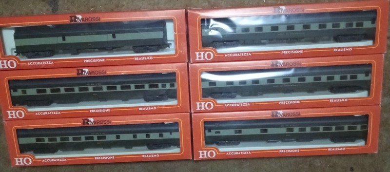 ho Rivarossi super modelo Erie 6 car passenger set
