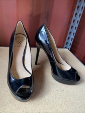 VINCE CAMUTO Wome'n Shoes Black Patent Leather heel dress Size 8M/38