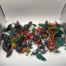 Huge Lot Of 100 Vintage Prehistoric Times Dinosaur Plastic Figures  Plants