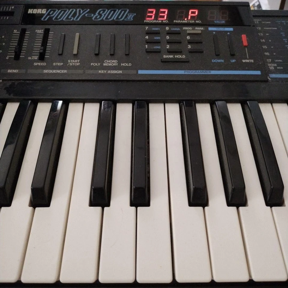 Korg 1985 Poly-800 model Vintage Analog Synthesizer with AC Adapter From Japan - Image 2 of 4