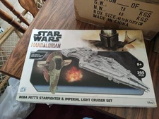 Disney Star Wars Mandalorian  Starfighter / Cruiser  Paper Model Kits NEW