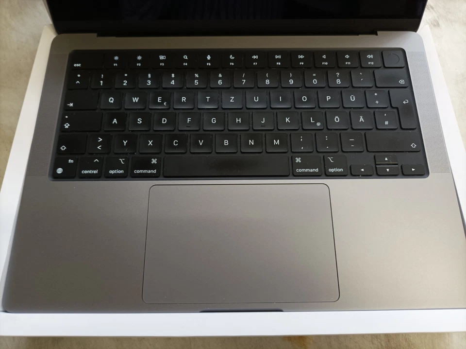 Apple MacBook Pro 14" M3 · 8GB · 512GB, Foto 2 von 5
