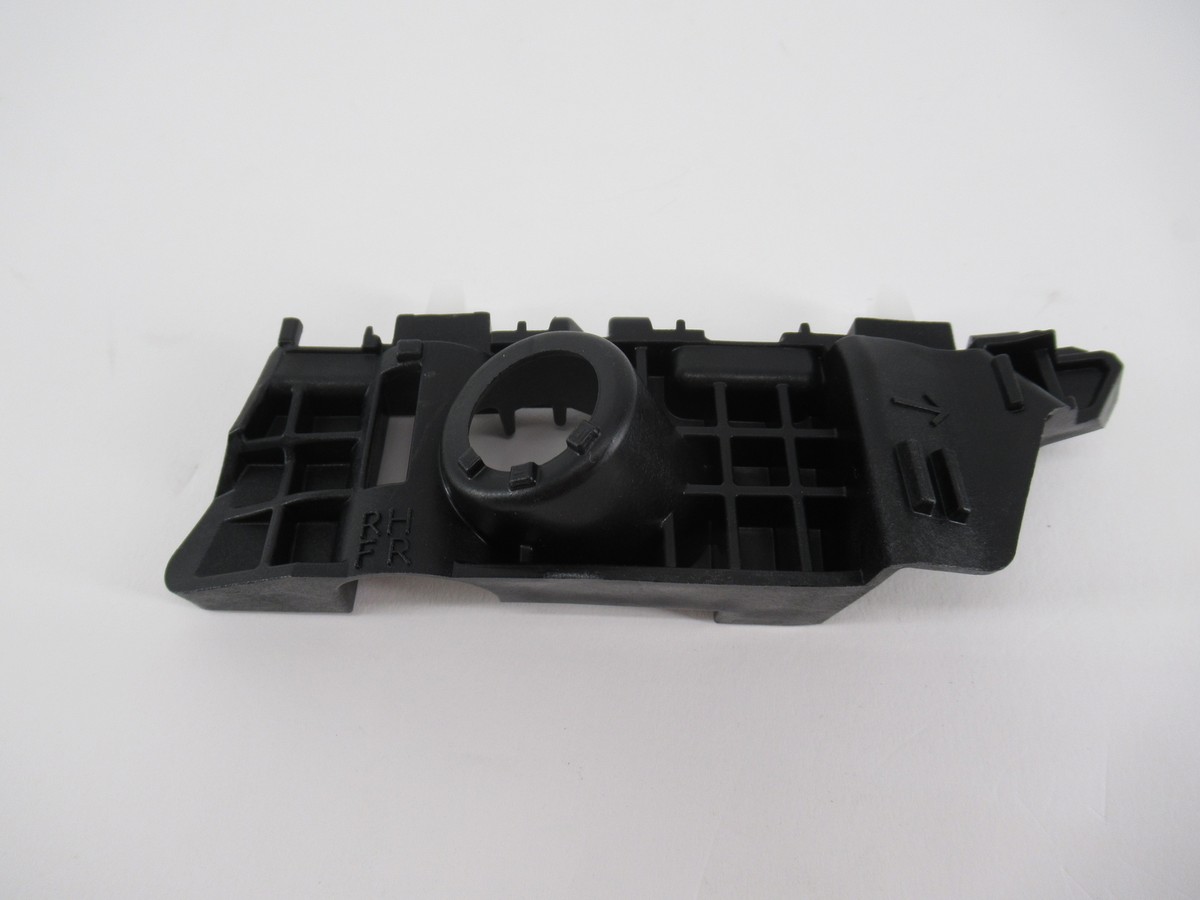 【J32319】 Man /  Mania S1 Genuine OEM Kia 86552 S9000 Passenger RH Front Bumper Bracket 2020