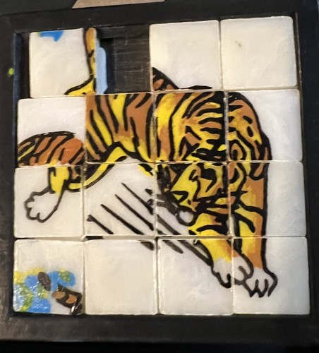 Vintage Plastic Toys Handheld Slide Puzzle Set Of 6 - Picture 8 of 8