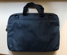 Tucano- Borsa slim  X laptop Cm 36 X Cm 26 Scocca Semirigida.