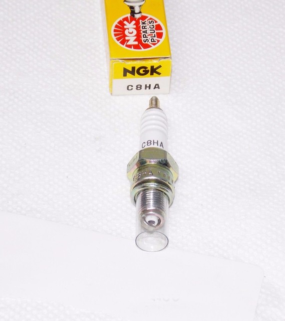 NOS NGK C8HA SPARK PLUG KAWASAKI EX250E EX250D EX250F NINJA 250R EL250