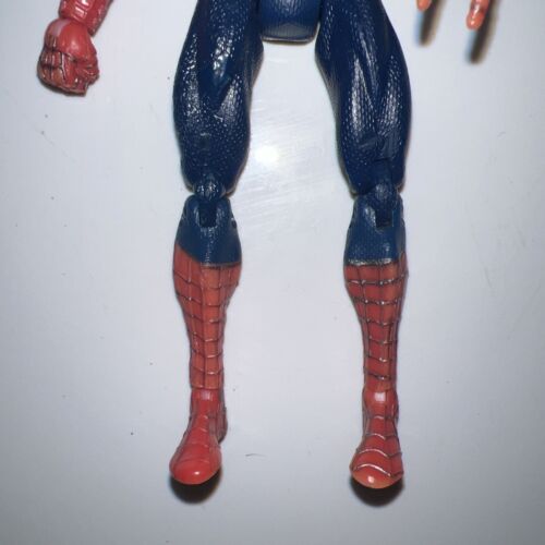 Marvel Figure - 2006 Spiderman - Hasbro Tobey Maguire Movie 3 Legends 5" Vtg web - Picture 3 of 7
