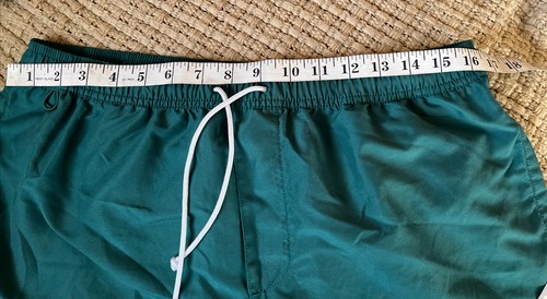 Family Guy Peter Griffin Mens green Shorts Large - Picture 6 of 9