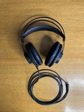 AKG K52 Closed Over Ear Studio Headphones - Matte Black. TESTED and WORKING