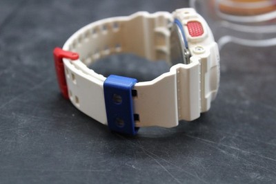 Casio G SHOCK GA 120TR White Tricolor Wristwatch Timepiece 