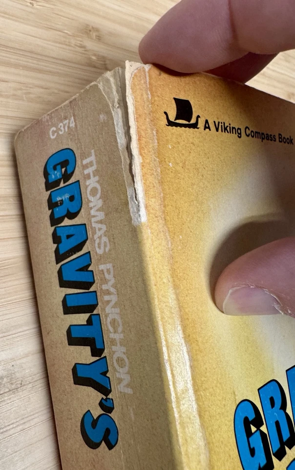 Thomas Pynchon / GRAVITY'S RAINBOW 1st Edition 1973 Viking Compass $4.95 PB - Image 3 of 4