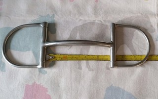 5" Mullen Mouth Thin D Ring Snaffle Horse Bit. Excellent Condition.