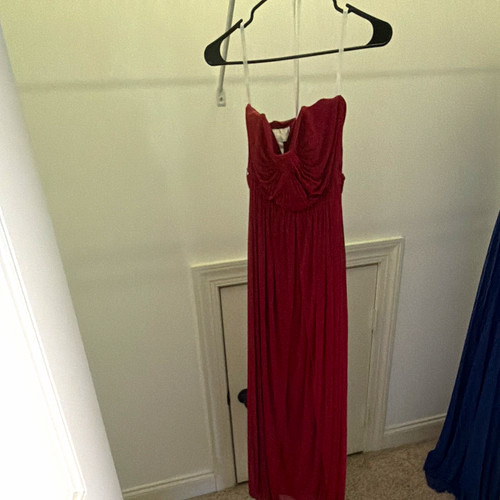 David's Bridal Red Chiffon Strapless Sleeveless Bridesmaid Dress, Size 6