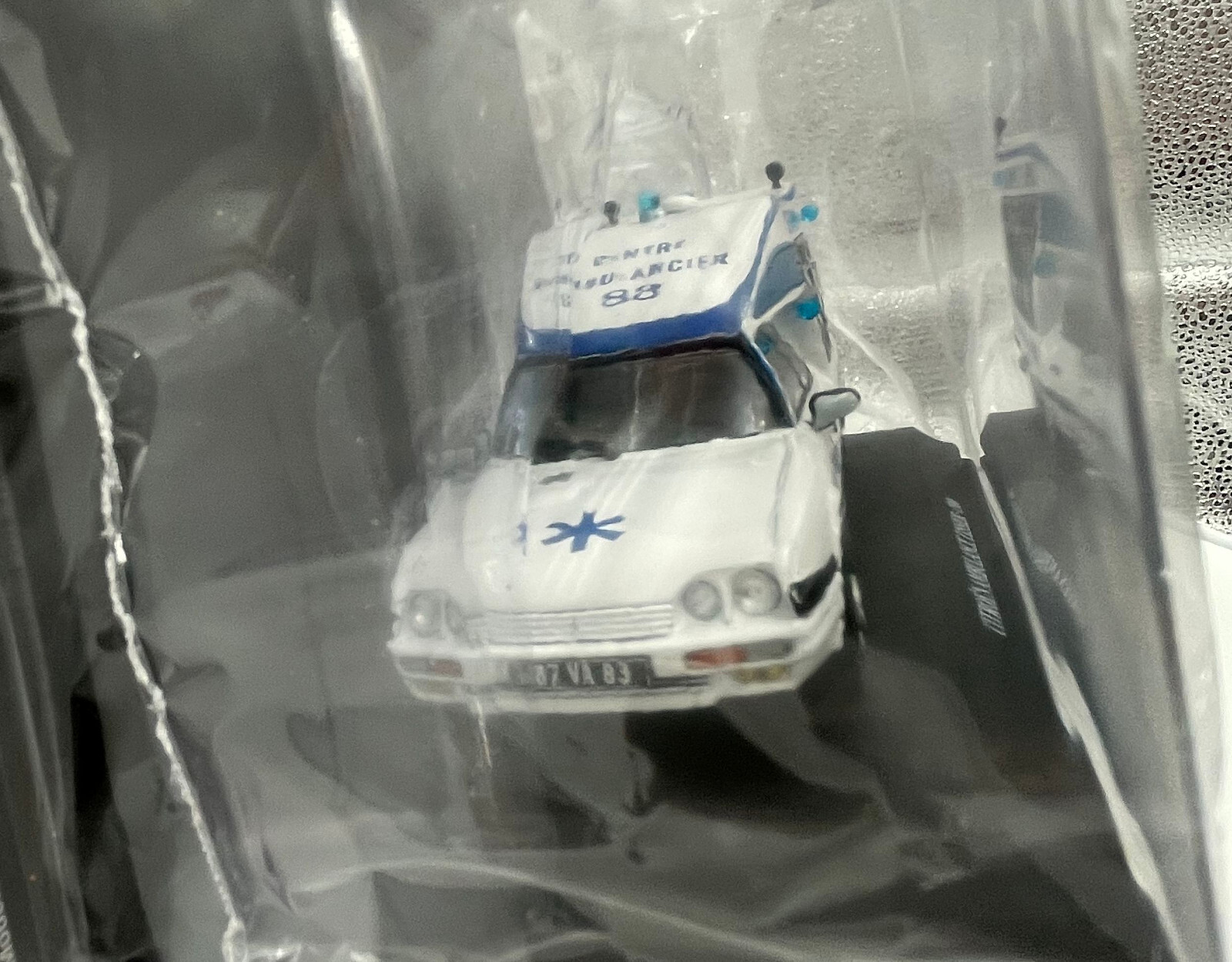 Picture 4 of 6