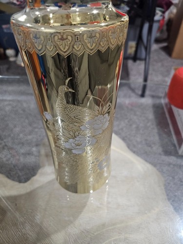 Vintage Etched Floral Peacock Gold Color Tall Vase by Action Japan - Picture 4 of 7