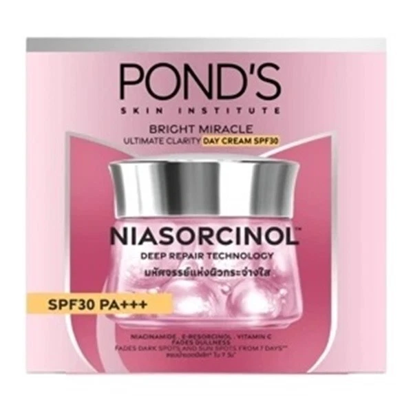 Pond's Bright Miracle Ultimate Clarity Day Cream Niasorcinol SPF 30 PA++ 45g - Image 2 of 3
