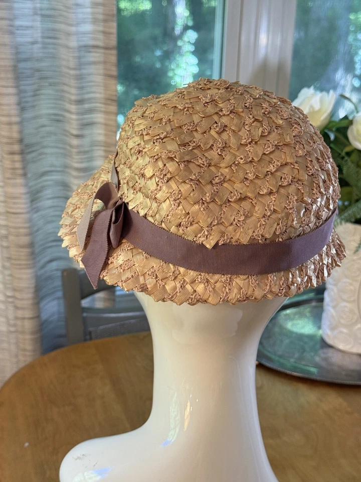 De Colección Knox Fifth Ave Nueva York Pastillero Sombrero Tejido Ala de Paja y Arco Púrpura Talla 22 Foto 3 de 4