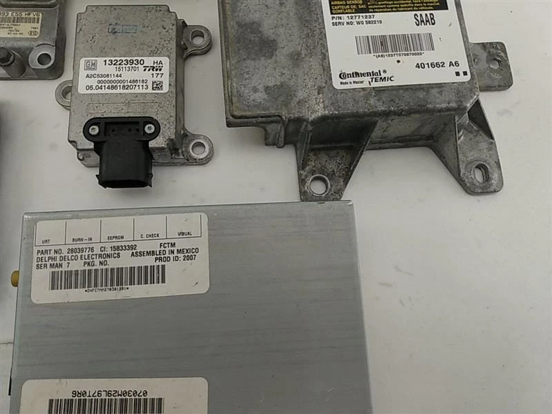 Interruptor de encendido SAAB 9-3 AERO sedán con llave y módulos de computadora para 03-11  Foto 3 de 4