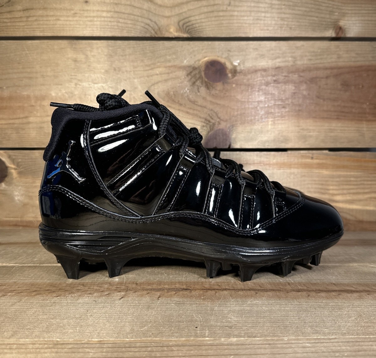 NEW Size 8.5 Nike Air Jordan 11 Mid TD “Patent Black” Football