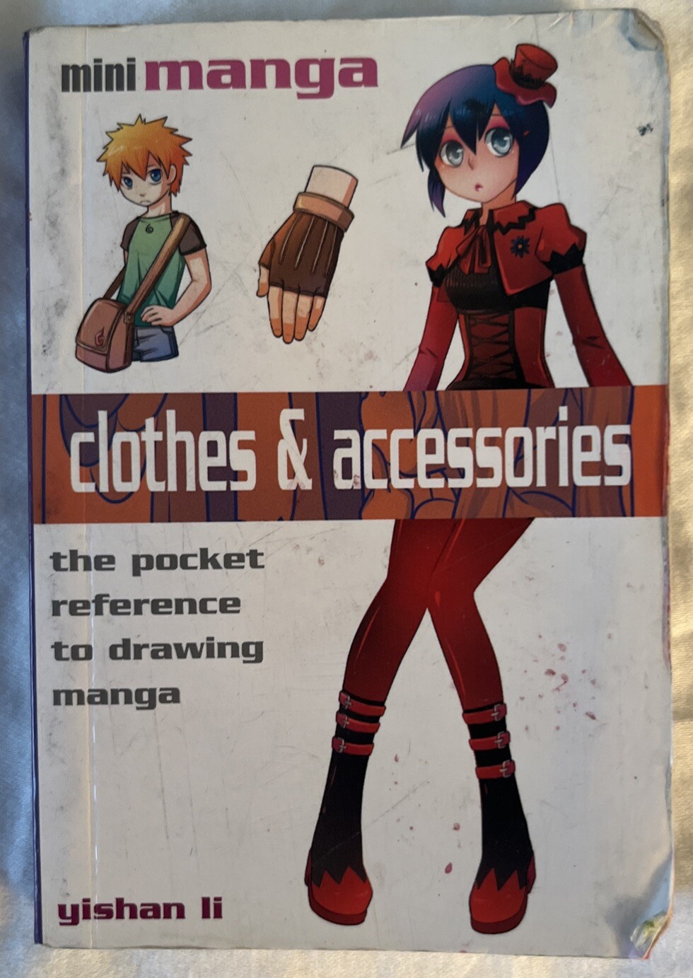 Mini Manga - Clothes And Accessories- Yishan Li