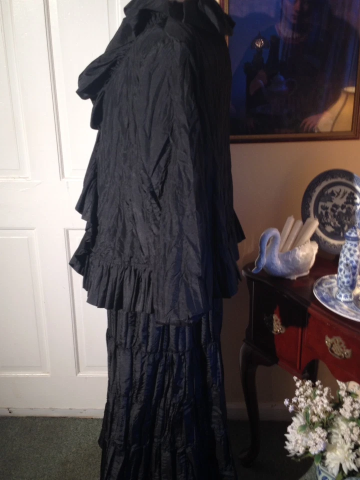 CONJUNTO FALDA DE DOS PIEZAS NEGRA ARRUGADA TALLY TAYLOR PARIS ROME - TALLA 12 - ¡ESTILO IMPRESIONANTE! Foto 4 de 4