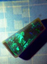 Australian Lightning Ridge solid opal 2,9 ct