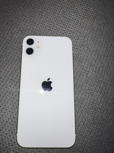 Apple iPhone 11 A2221 (CDMA + GSM) - 64GB - Weiss( Ohne Simlock) (Dual-SIM)