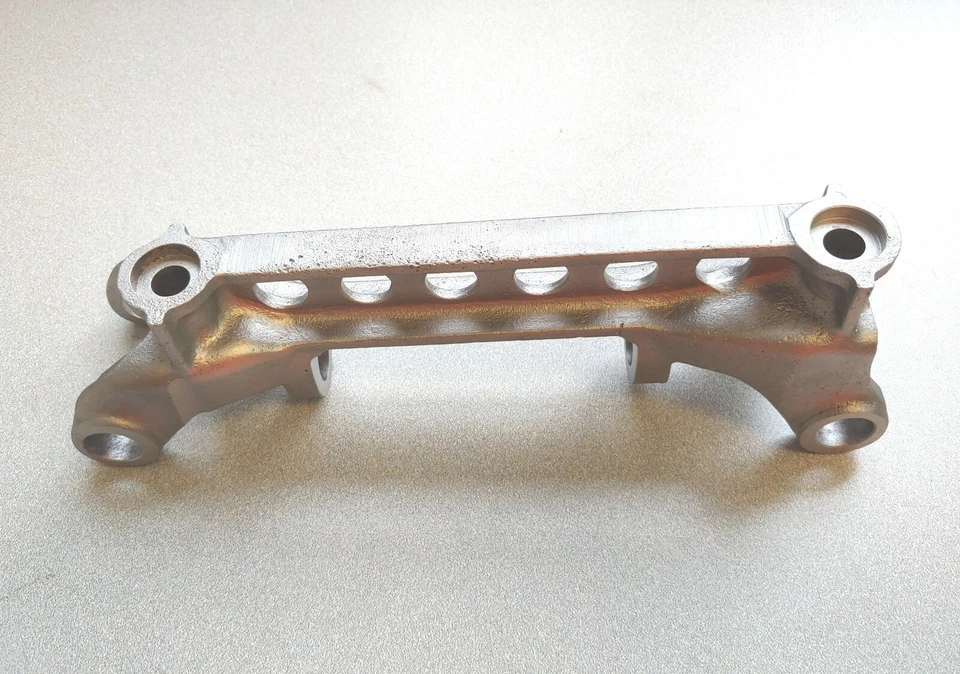 NICE ORIGINAL PORSCHE 356A 356B 356C BASE FOR ROCKER BRIDGE ASSEMBLY NLA STEEL - Image 3 of 4