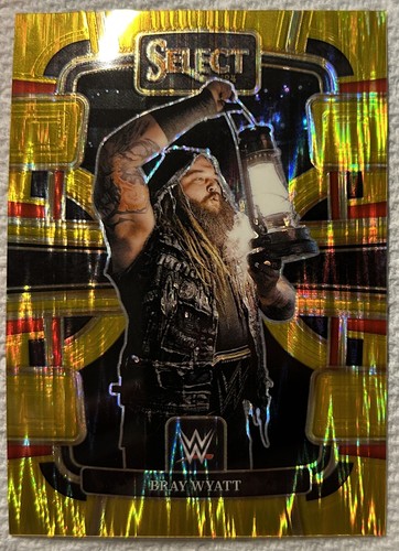 Bray Wyatt Gold Flash Prizm /10 Panini WWE 2024 Select