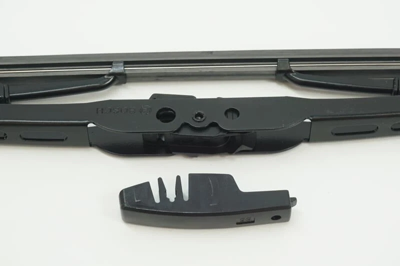 2 escobillas limpiaparabrisas delanteras (izquierda y derecha) para PORSCHE 944 968 - BOSCH Foto 4 de 4