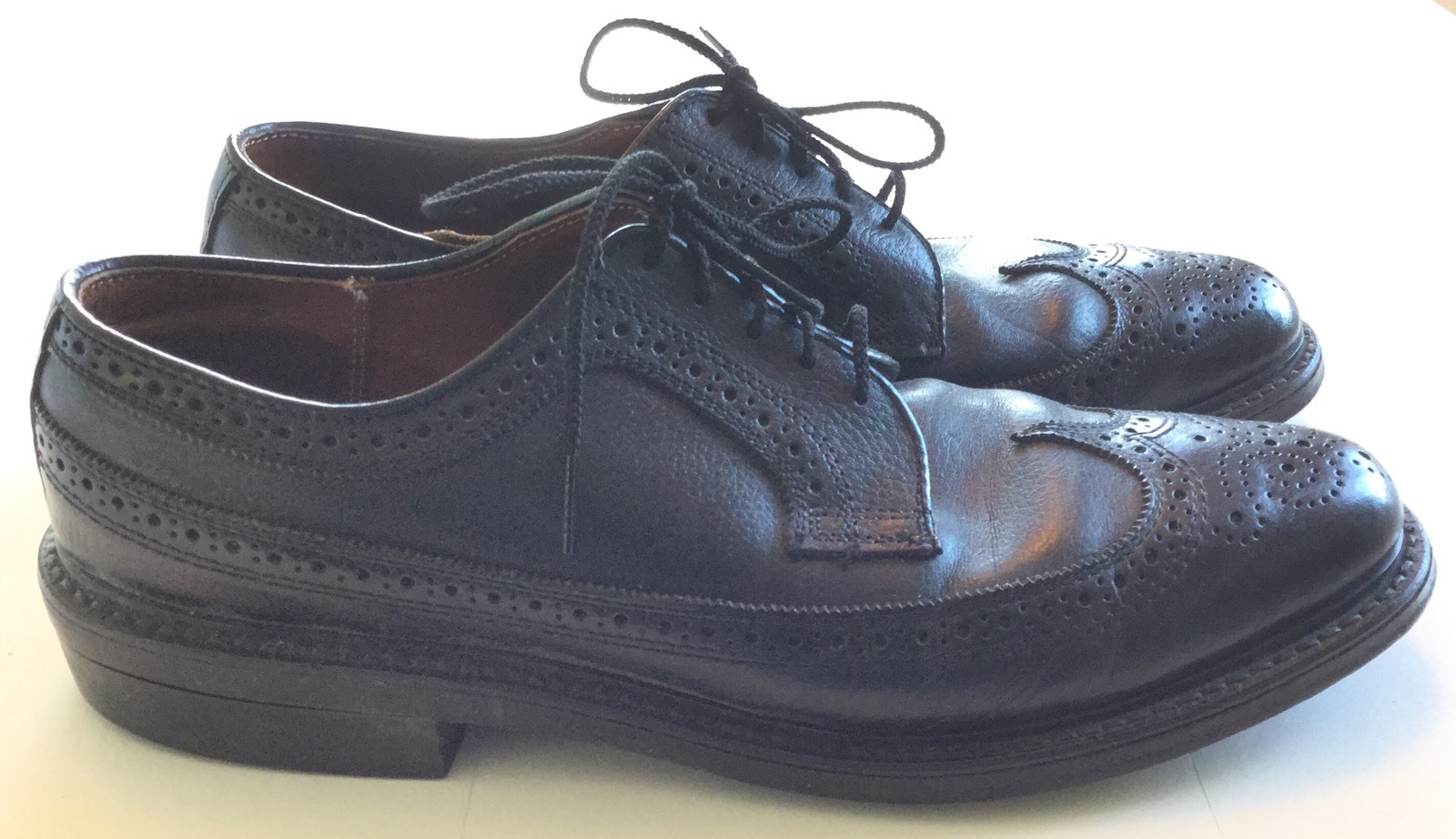 CHURCHILL Ltd. Black Leather Wingtip Oxford Men's Lac… Gem