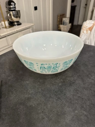 Vintage PYREX 404 Amish Butterprint Turquoise On White 10 Inch Mixing Bowl