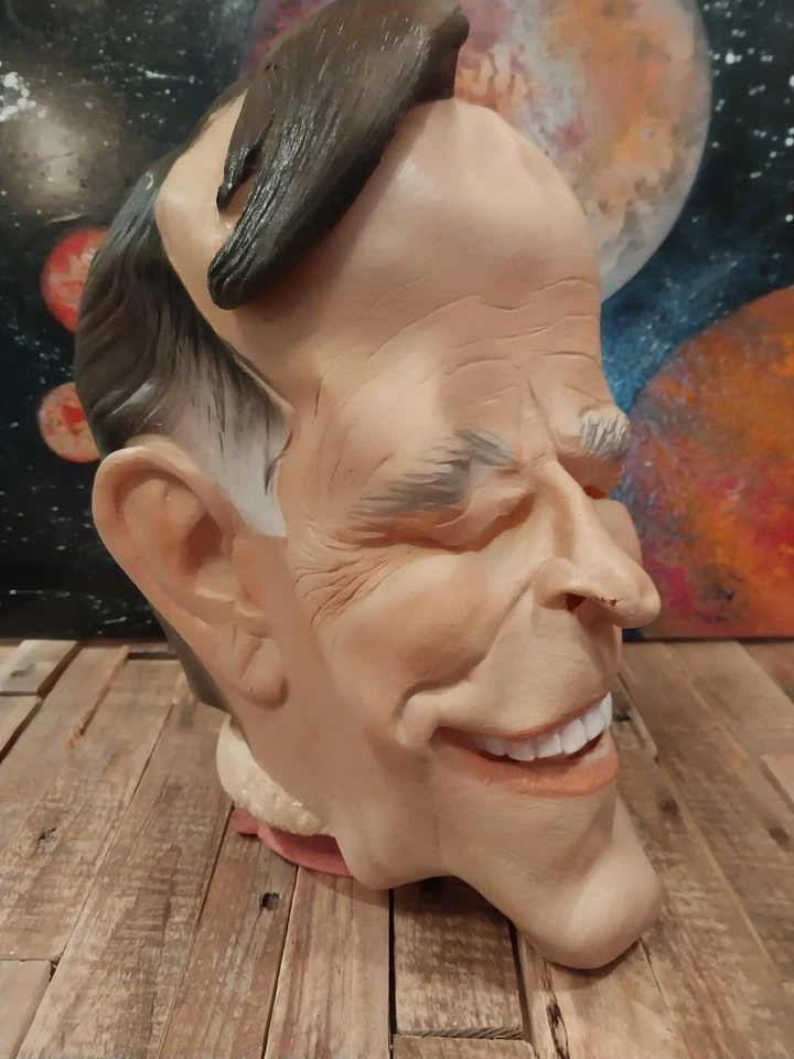 RARE!!Vintage George H. W. Bush Halloween President Cesar Mask (1988) Masquerade - Image 3 of 4
