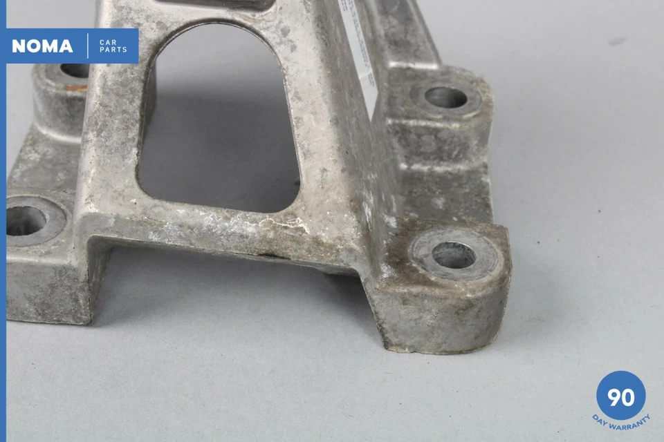 04-09 Jaguar XJ8 Vanden Plas X350 suporte de montagem do motor do lado esquerdo fabricante de equipamento original - Imagem 4 de 4