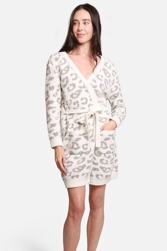 Bata ComfyLuxe con patrón de leopardo - Imagen 22 de 28