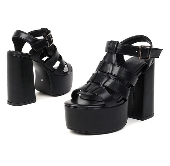 Buckle block clearance heels
