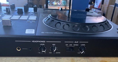 Pioneer DDJ-REV5 Scratch Style 2-Channel Rekordbox Serato DJ Controller - Picture 11 of 16