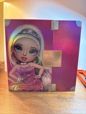 MGA Entertainment Rainbow High Fashion Doll Paris Hilton - 587002
