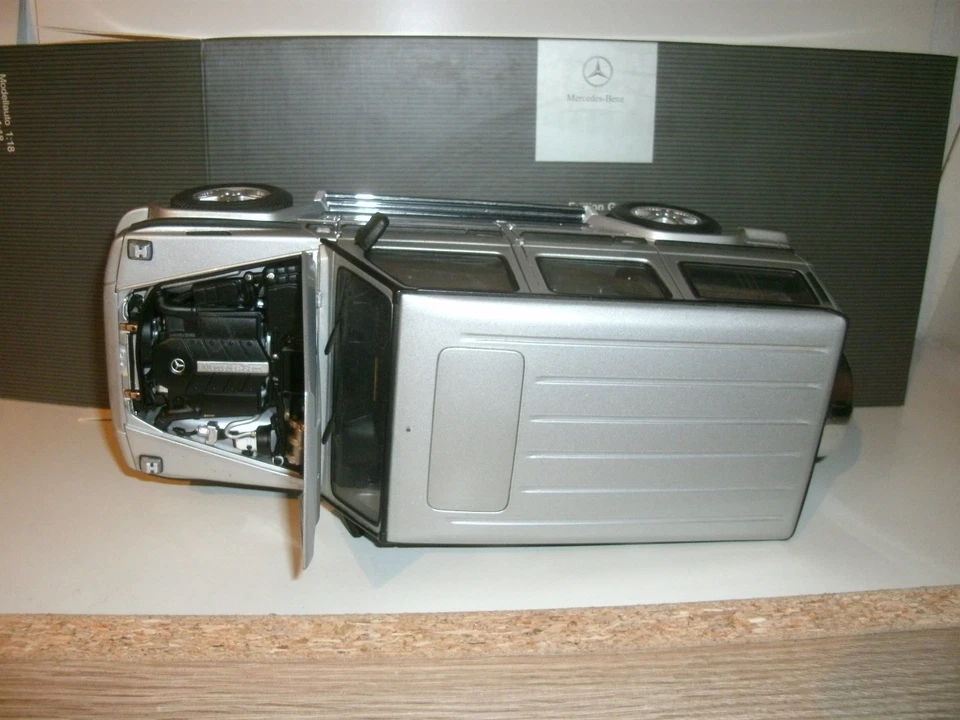 Autoart 1:18 Mercedes-Benz G-Modell, silber, OVP, Topzustand - Bild 3 von 4