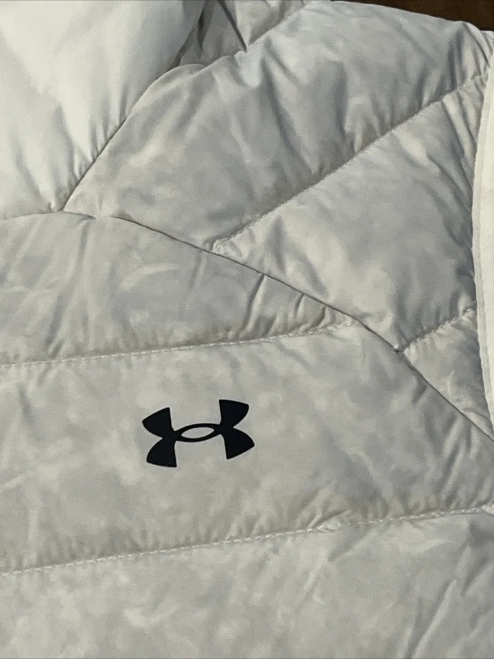 Chaleco Under Armour Storm Mujer Blanco Con Alto Rendimiento Plumón Emplumado PEQUEÑO Foto 2 de 4