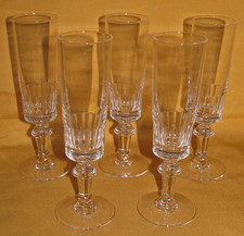 Série 5 flûtes à  Champagne anciennes Baccarat Saint-Louis Portieux