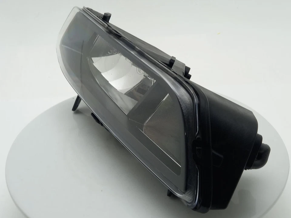 VOLKSWAGEN POLO Fog Lamp 2009-2018  5 Door Hatchback 6C0941661  - Image 3 of 4