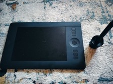 Wacom Intuos Pro Digital Graphic Drawing Tablet for Mac or PC, Small PTH451 