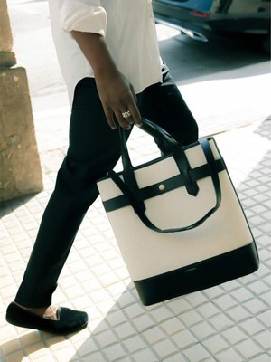 Authentic Paravel Domino Black Pacific Tote - Minimalist elegant chic sleek