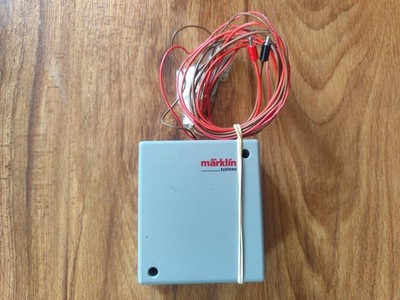 Märklin 60111 MS1 setup box - modified for use with sockets for M/K track use