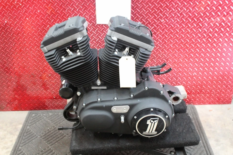 Harley Sportster Iron 883 2013 motor 4 k millas garantizado buen limpio SP109 Foto 4 de 4