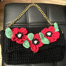 Vintage Crochet Purse w/3D Roses and Gold Chain. See pics cmb