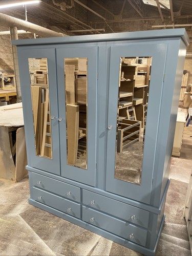 HANDMADE AYLESBURY 4 DRAWER TRIPLE SHELVED WARDROBE BLUE (NOT FLATPACKED) - Picture 2 of 7