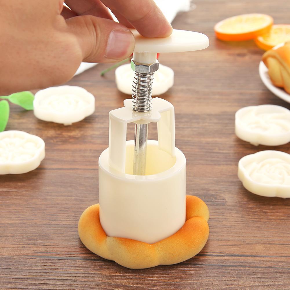 9pcs Round Mooncake Mold Hand Press Emoticon Shape Mould DIY Kitchen ...