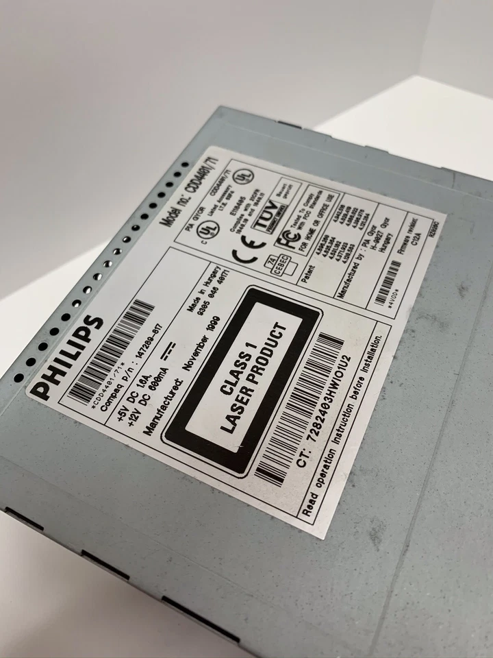 Philips CDD4401-71 CD-RW Recordable ReWritable Internal Drive IDE Grey 147289817 - Image 3 of 4